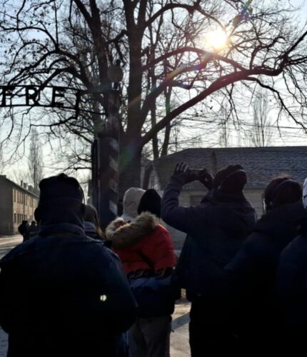 Wycieczka edukacyjna kl. 7 i 8 do Miejsca Pamięci i Muzeum Auschwitz-Birkenau