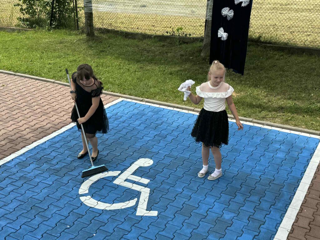 504971535 1115202027308103 2368939759722464116 N